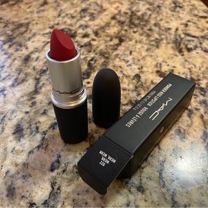 Powder kiss lipstick